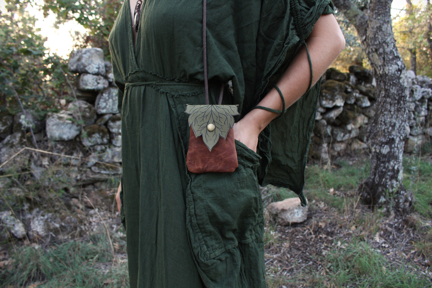 Leaf Pocket (Multiple Colours Available)