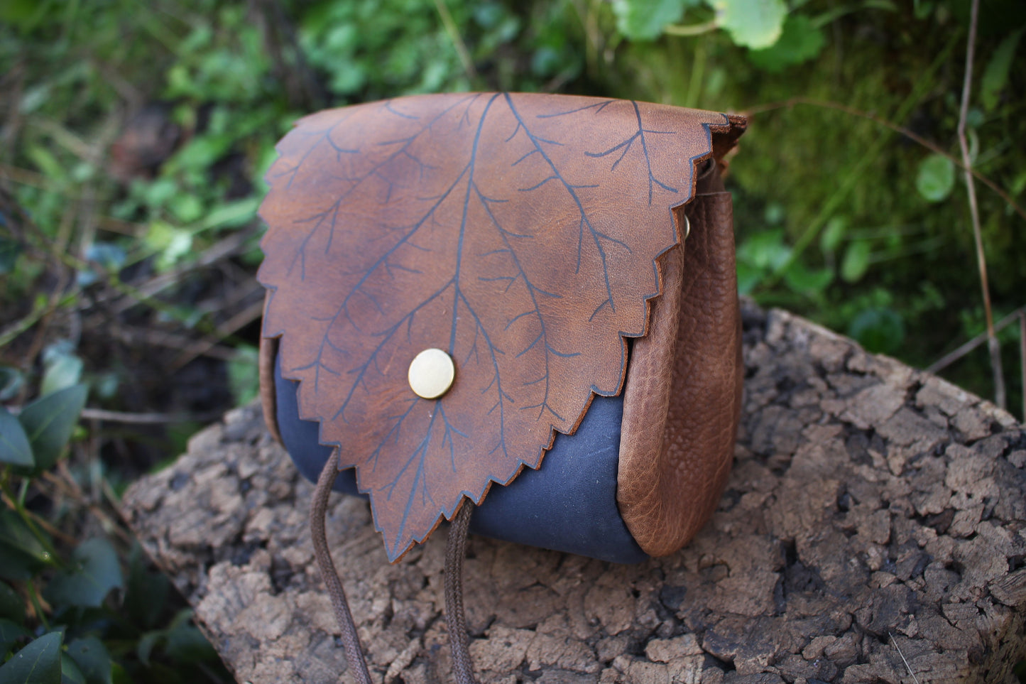 Leafy Belt Pouch