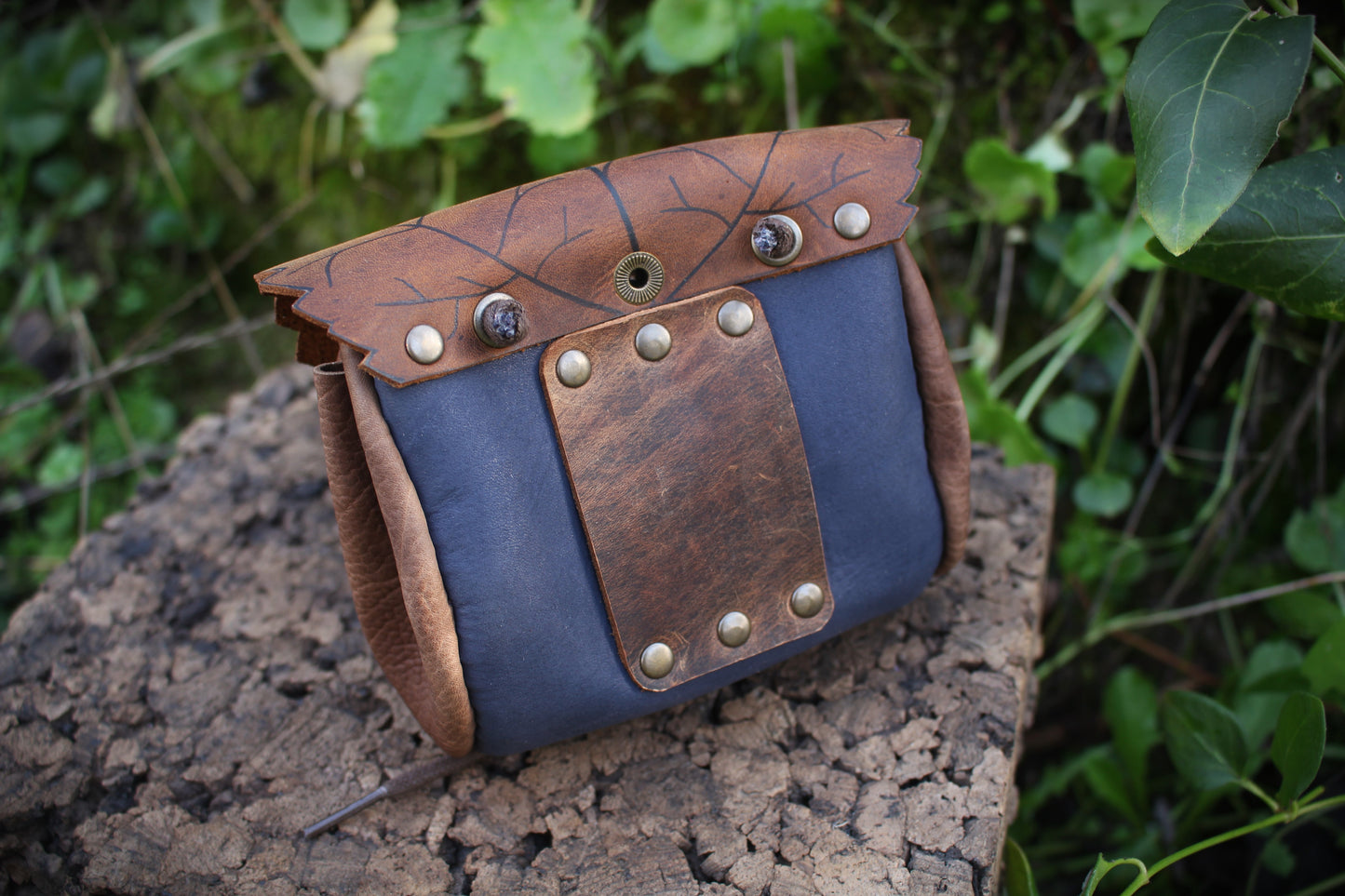 Leafy Belt Pouch