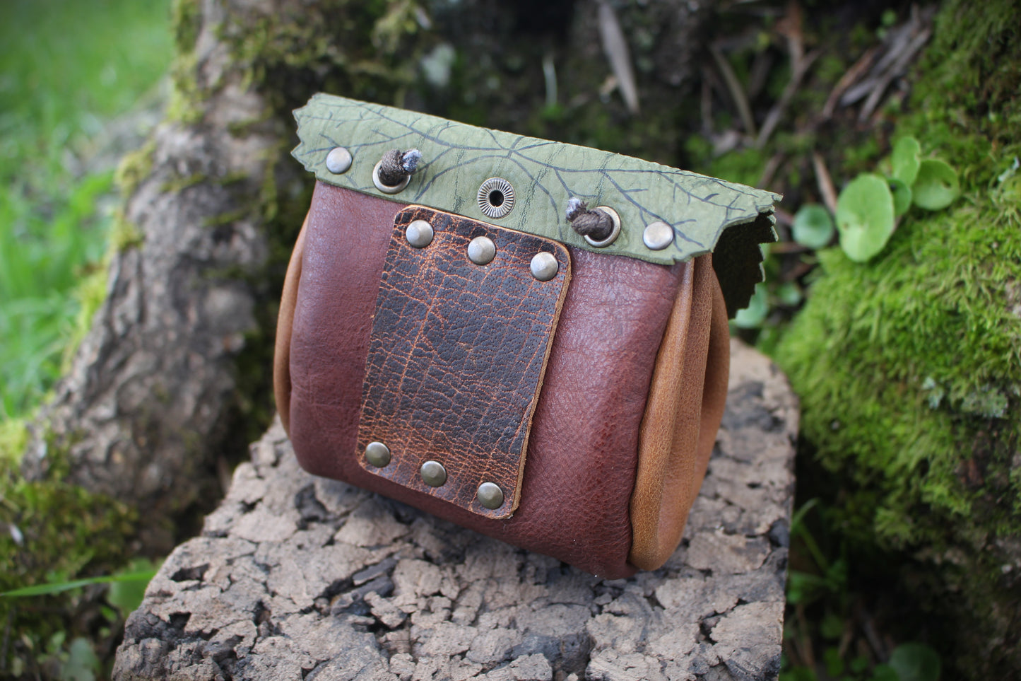 Leafy Belt Pouch