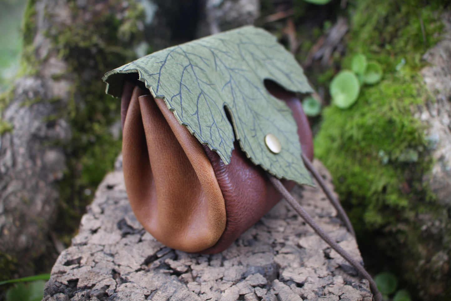 Leafy Belt Pouch