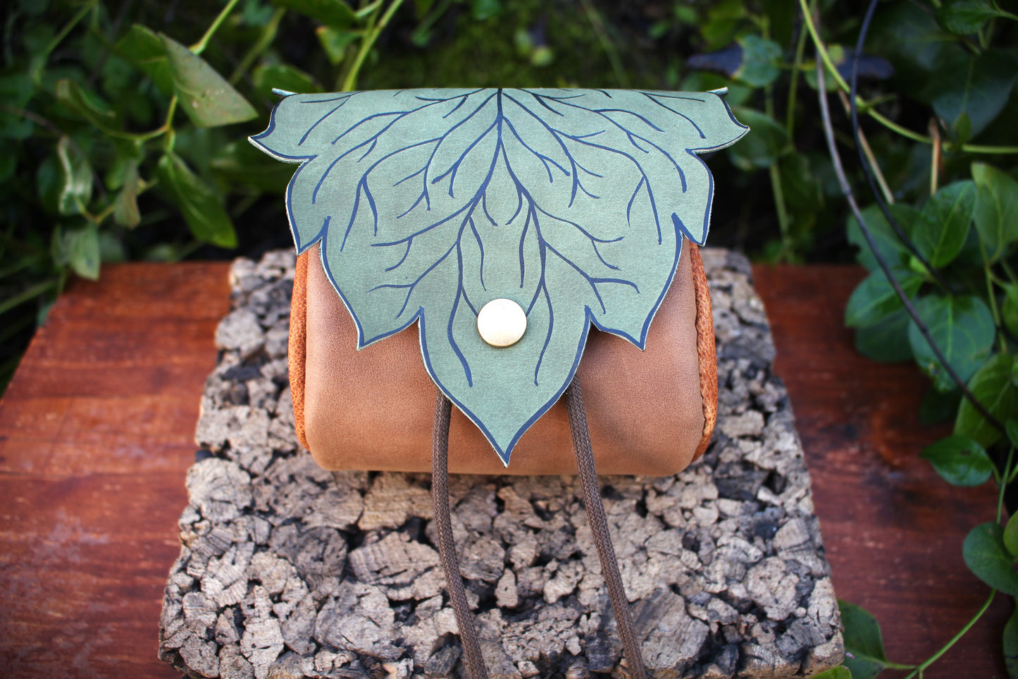 Leafy Belt Pouch