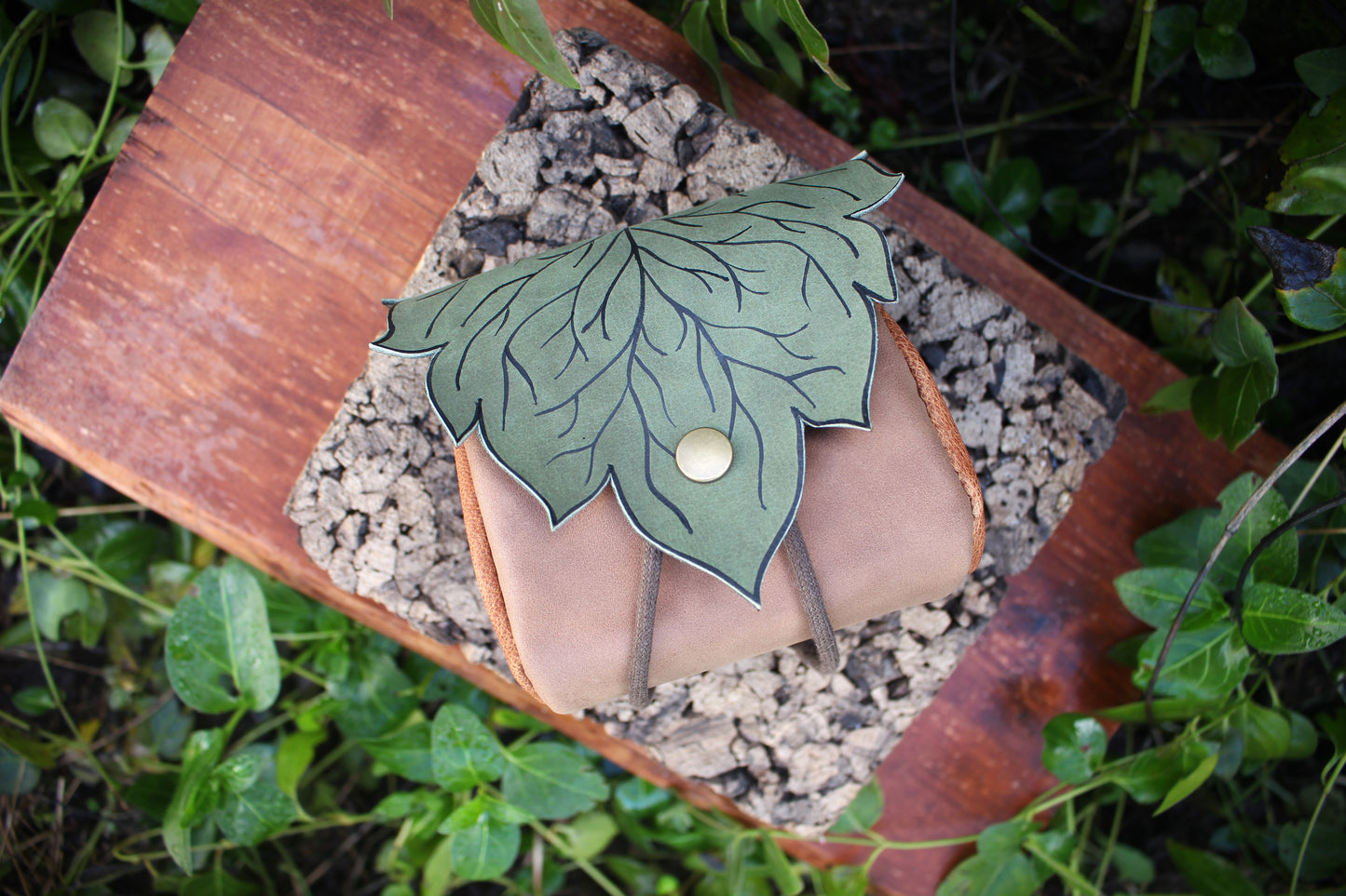 Leafy Belt Pouch