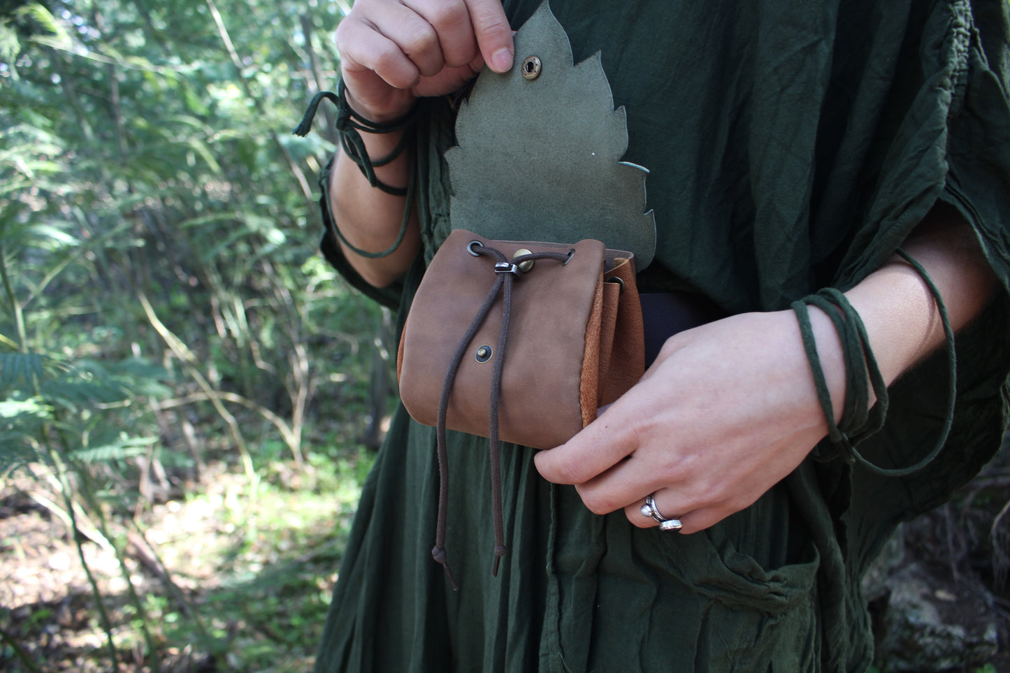 Leafy Belt Pouch