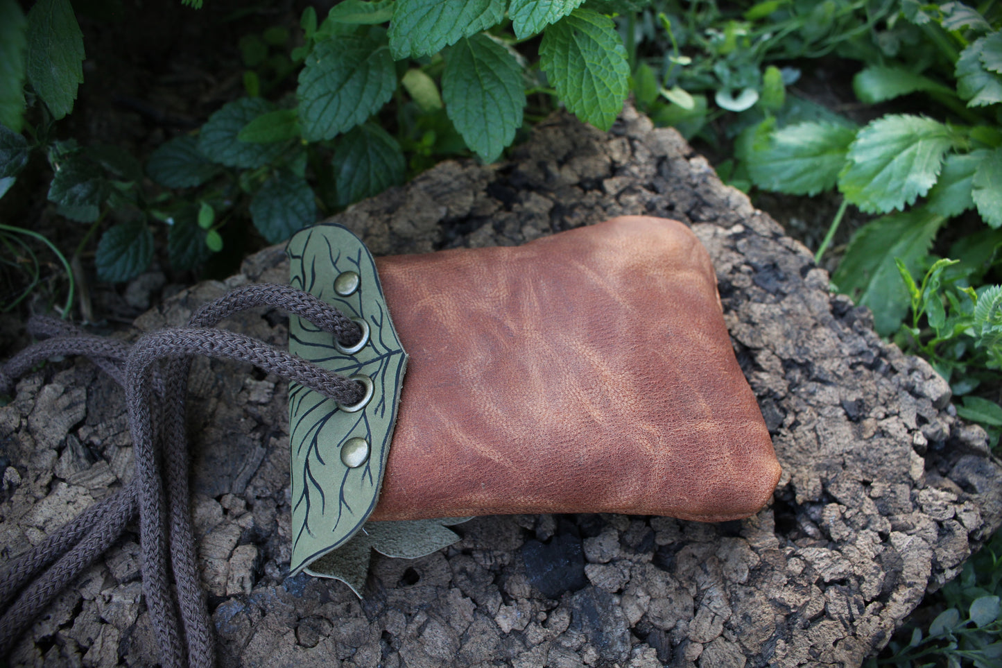 Leaf Pocket (Multiple Colours Available)