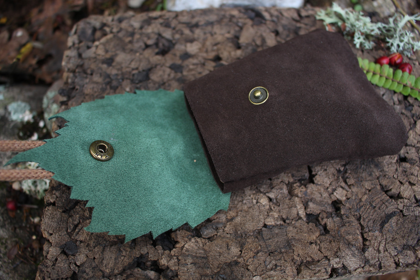 Leaf Pocket (Multiple Colours Available)