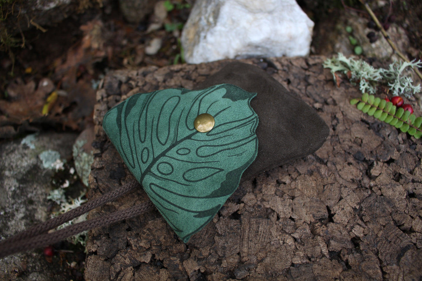 Leaf Pocket (Multiple Colours Available)