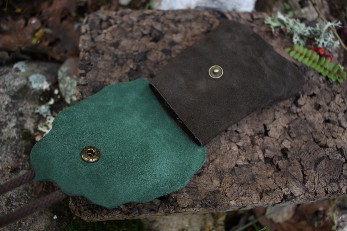 Leaf Pocket (Multiple Colours Available)