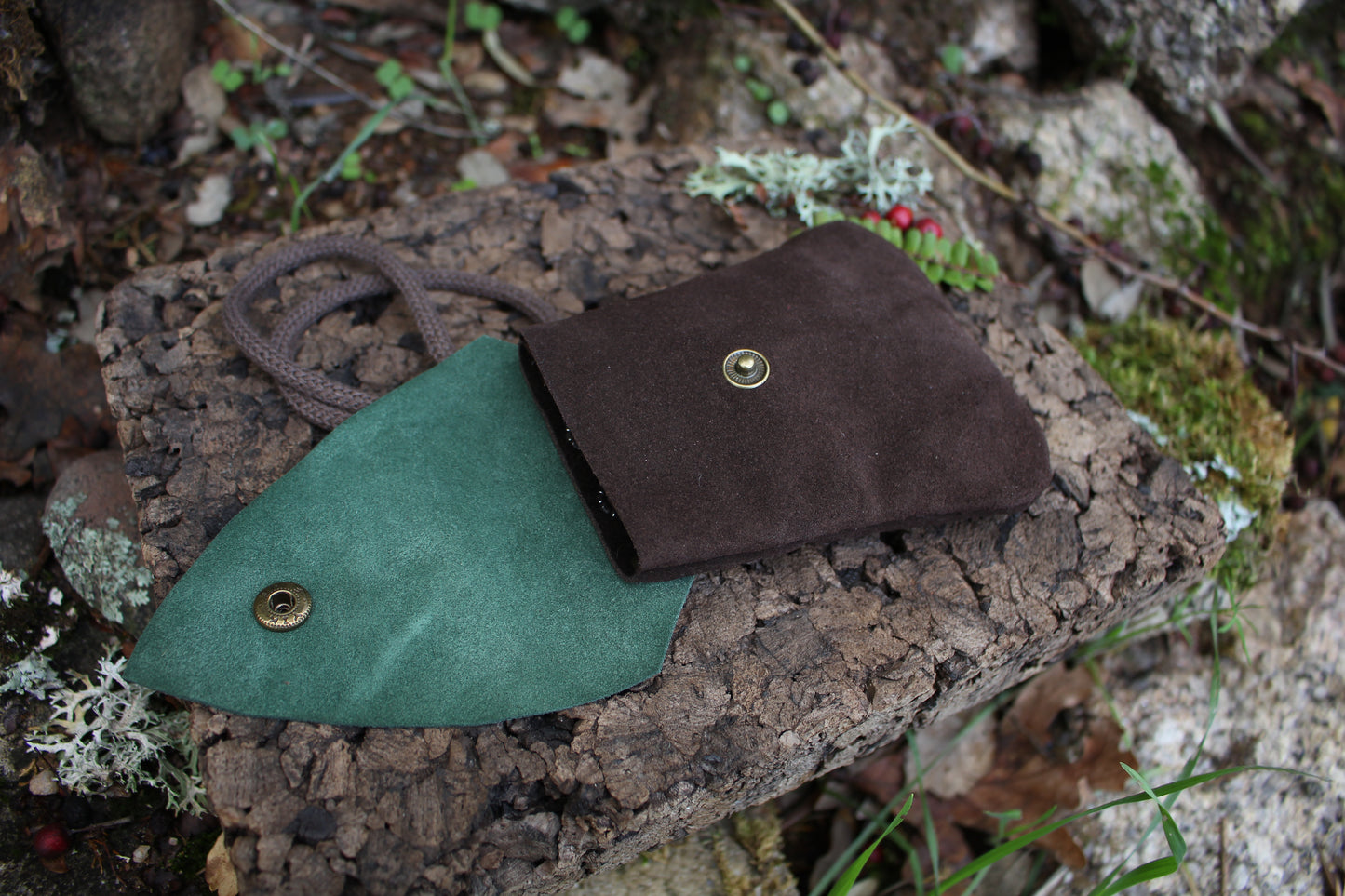 Leaf Pocket (Multiple Colours Available)