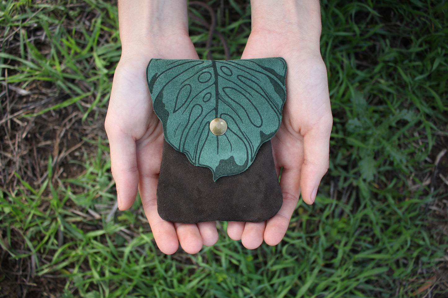 Leaf Pocket (Multiple Colours Available)