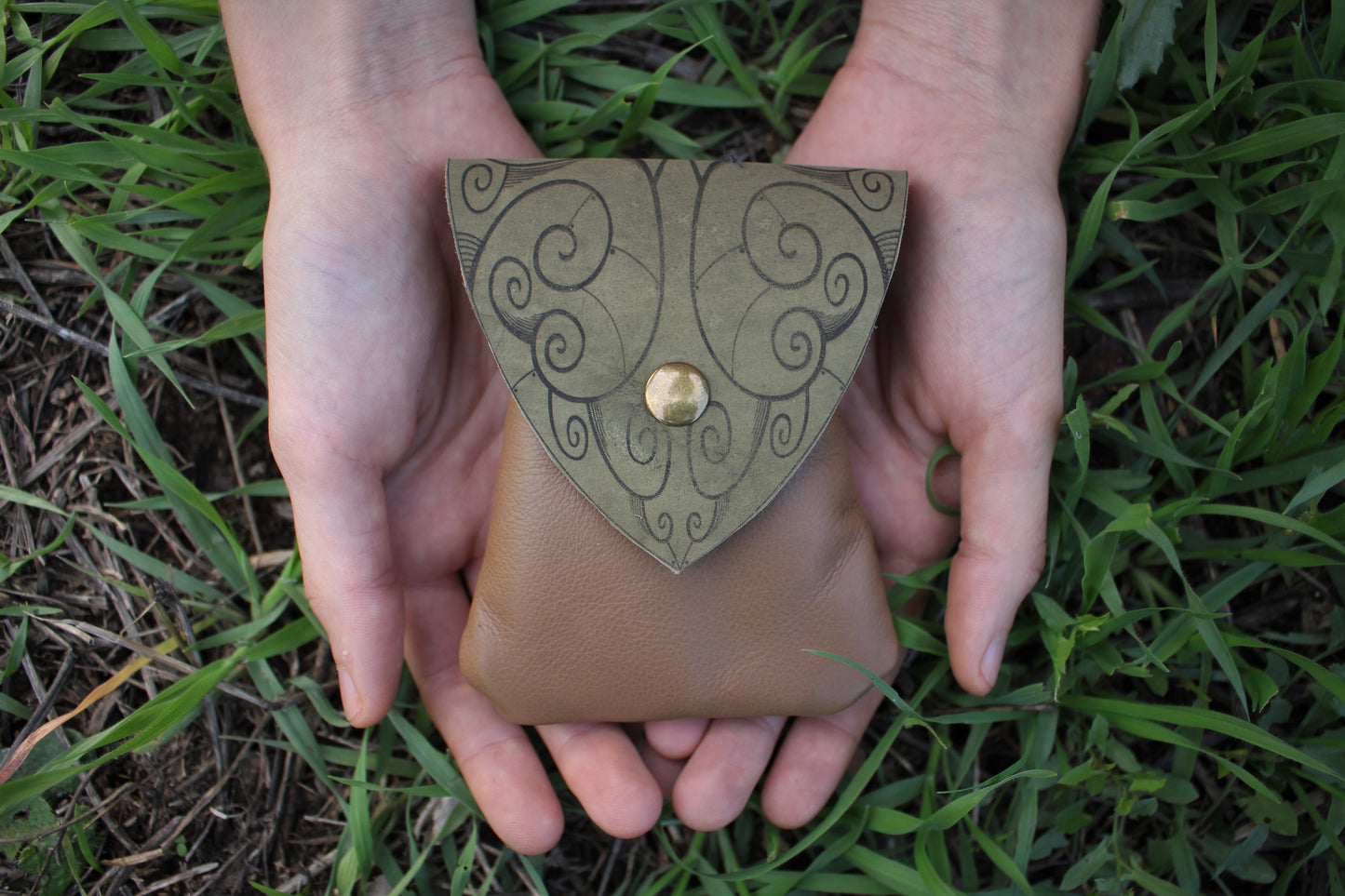 Leaf Pocket (Multiple Colours Available)