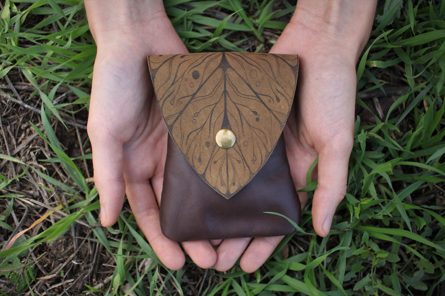 Leaf Pocket (Multiple Colours Available)