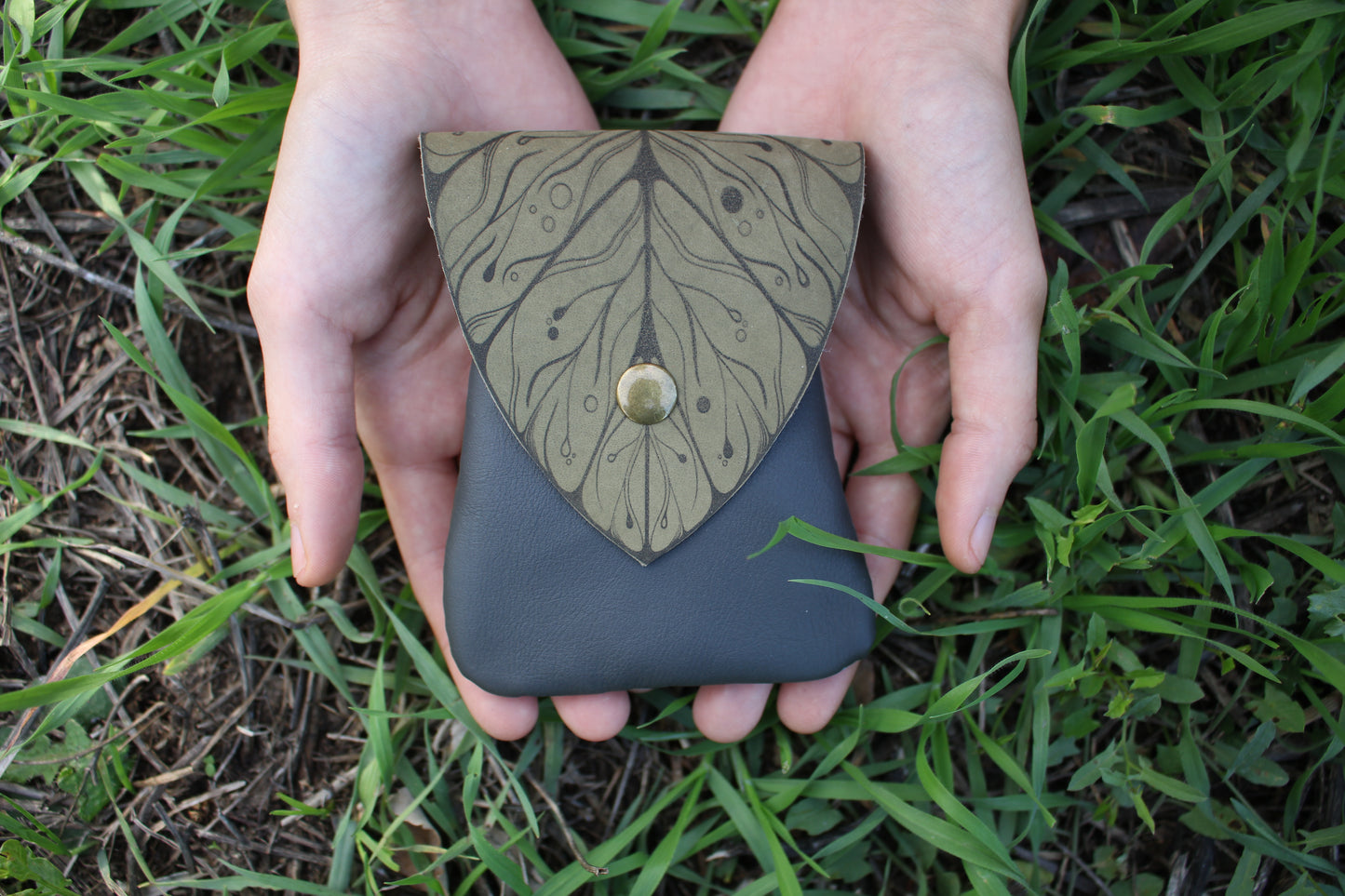 Leaf Pocket (Multiple Colours Available)