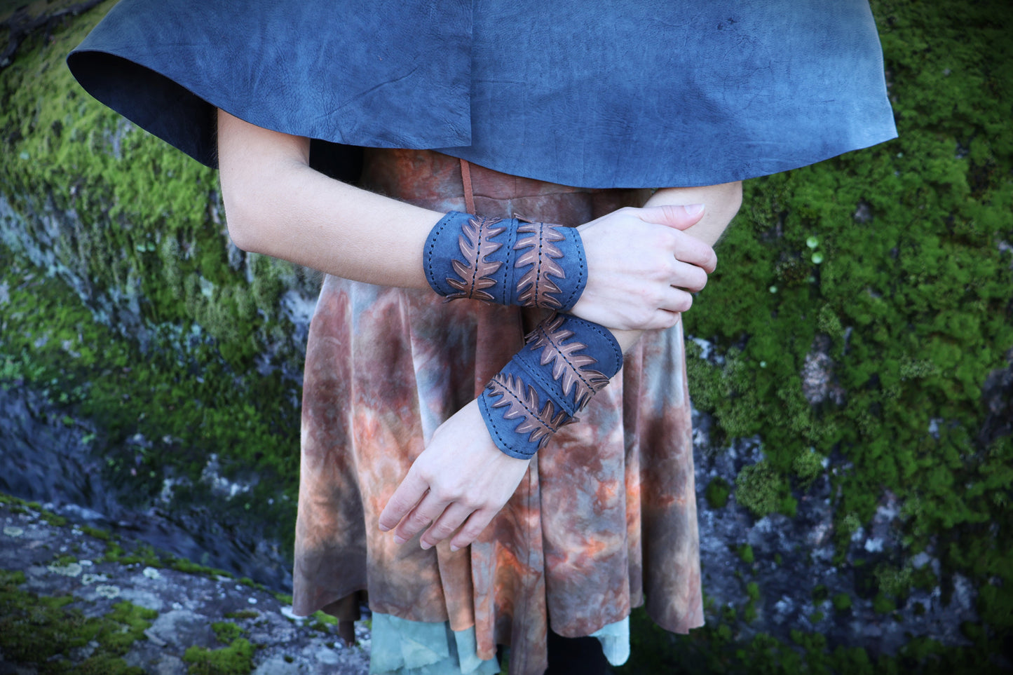 Fern Cape and Bracers Set - Size M / L / XL