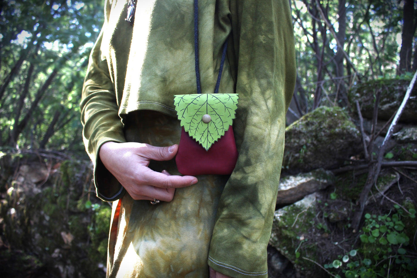 Leaf Pocket (Multiple Colours Available)