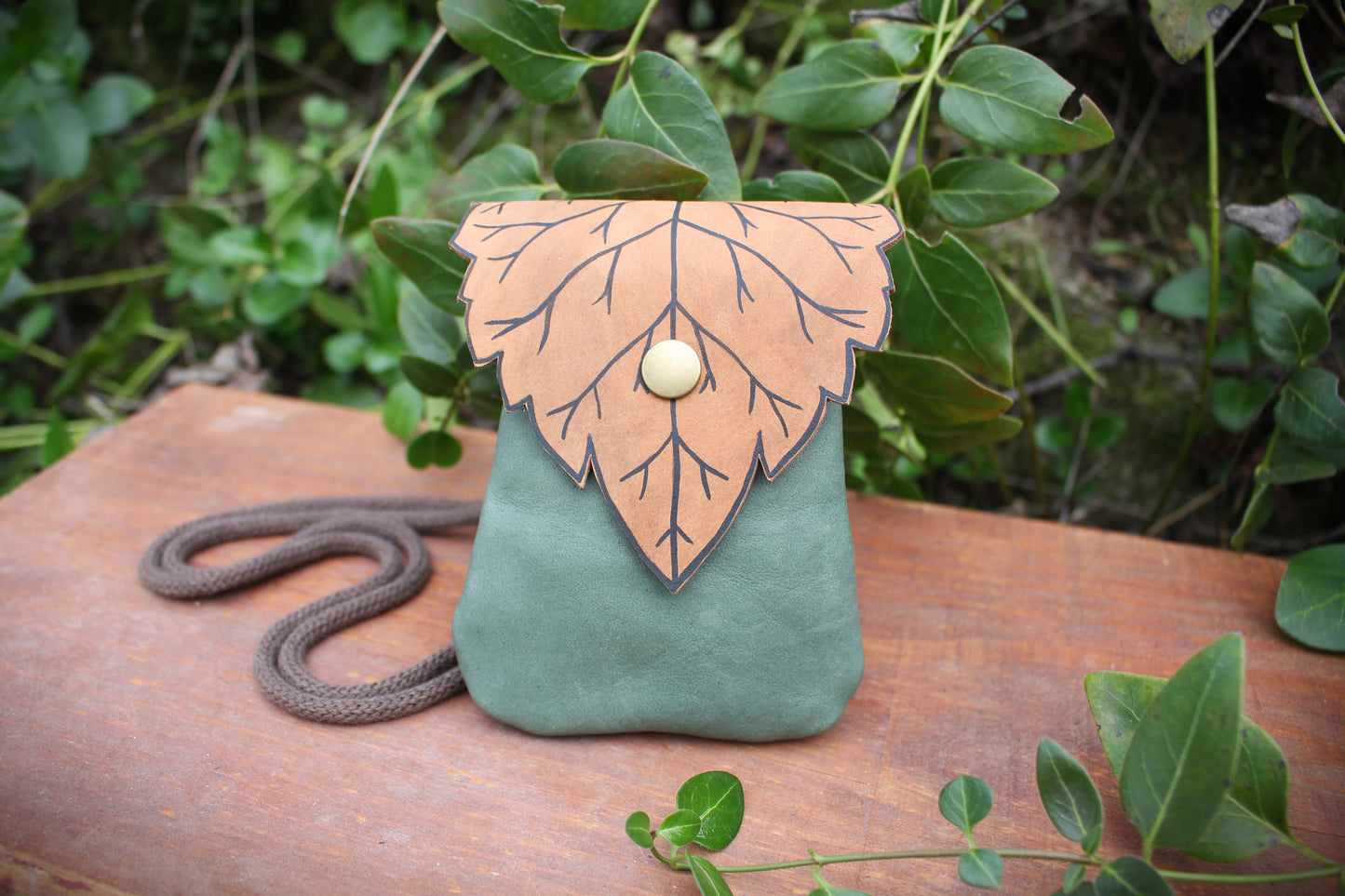 Leaf Pocket