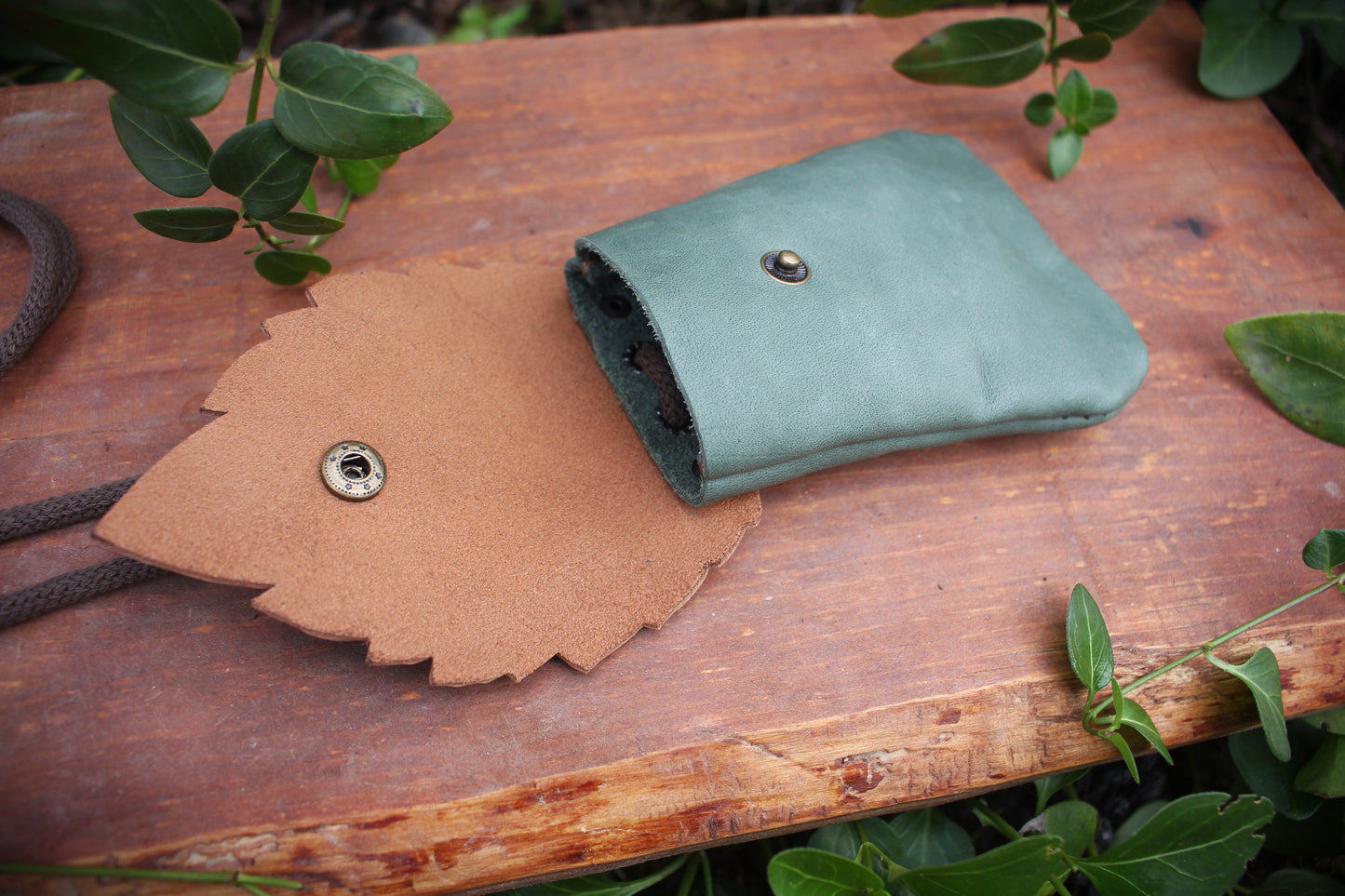 Leaf Pocket