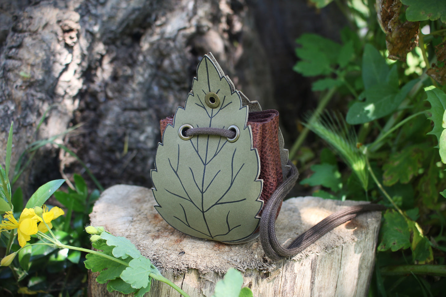 Leaf Satchel
