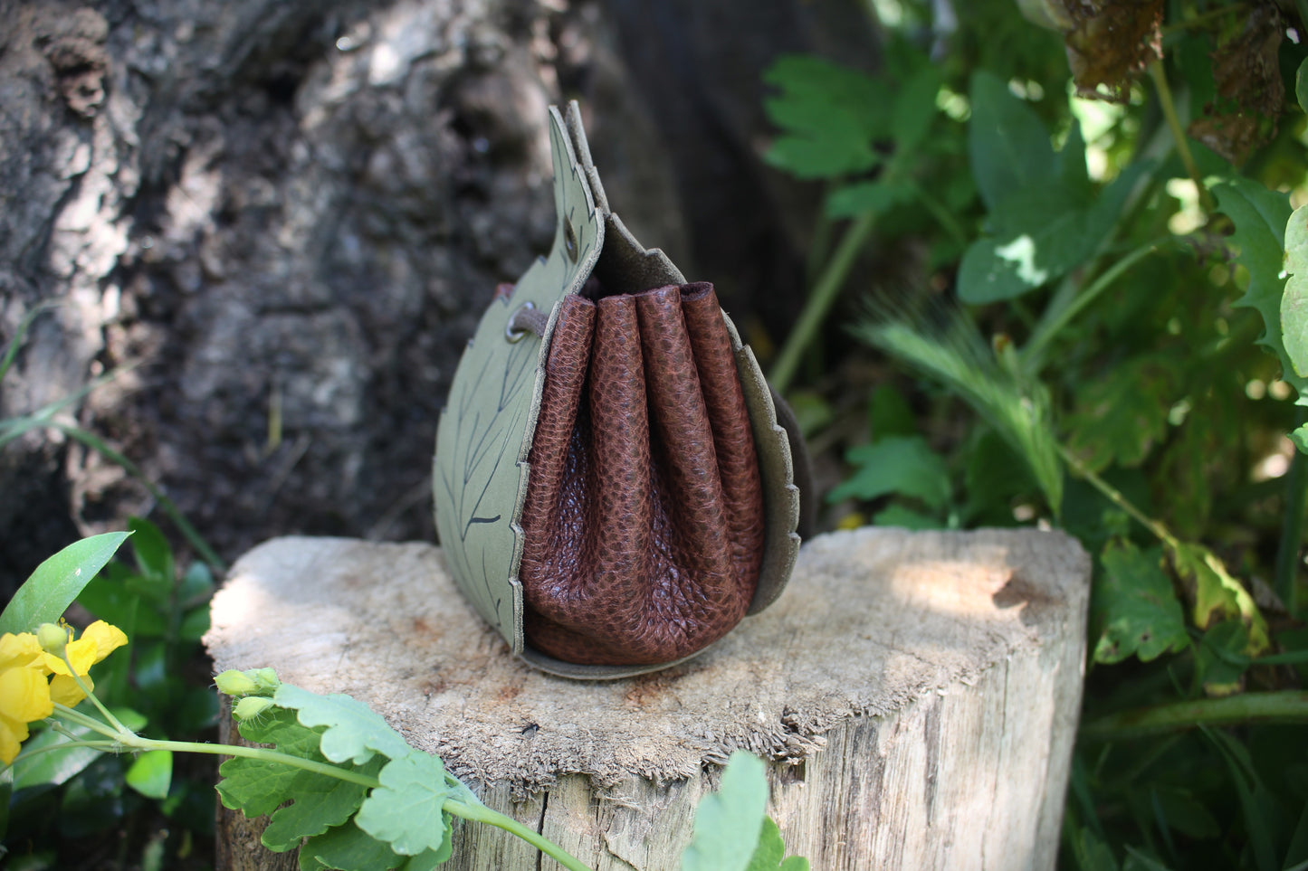 Leaf Satchel