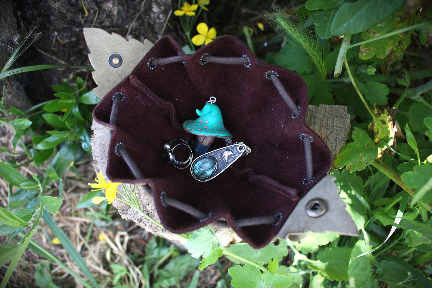 Leaf Satchel