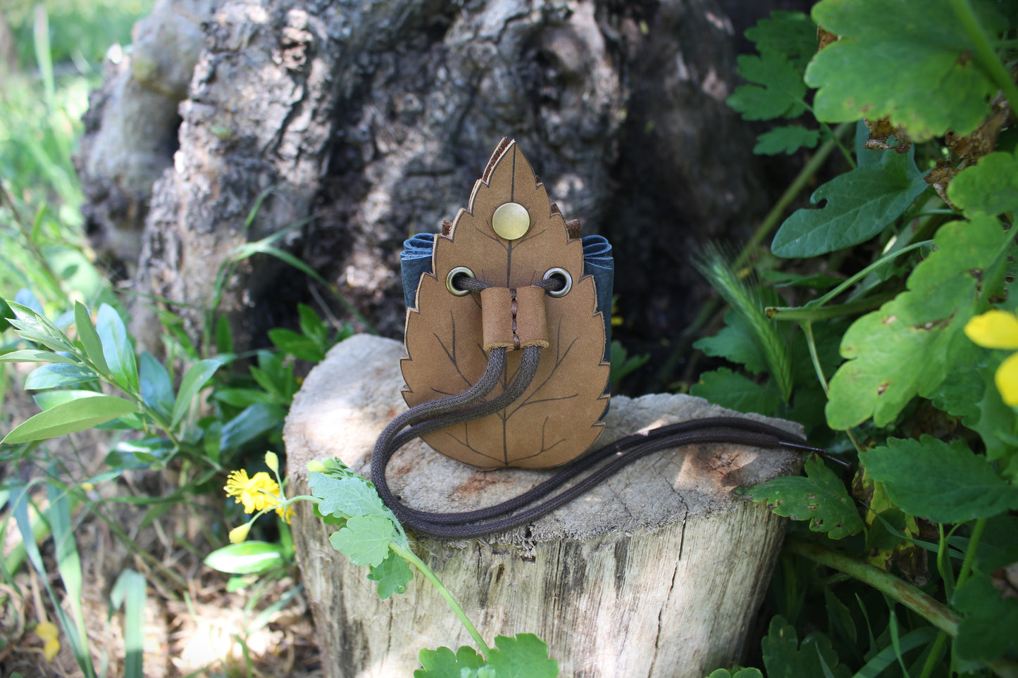 Leaf Satchel