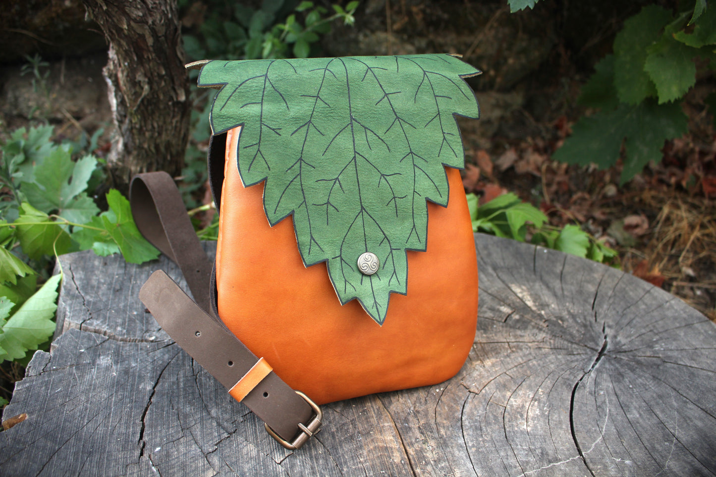 *flap & snap* - 3 in 1  Leaf Shoulder Bag