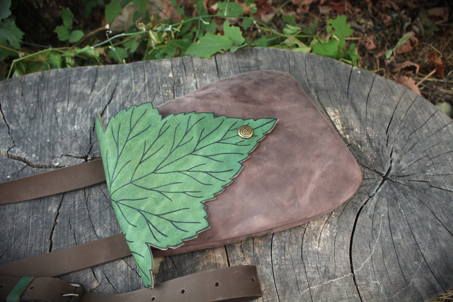 Hawthorn Leaf Shoulder Bag