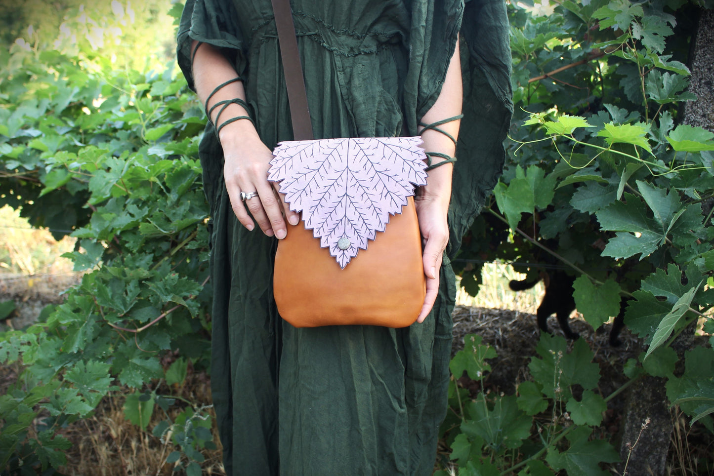*flap & snap* - 3 in 1  Leaf Shoulder Bag