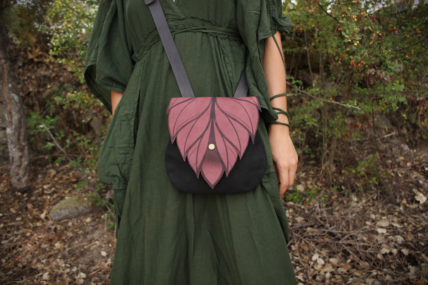 Leaf Shoulder Bags - More Colors to choose from
