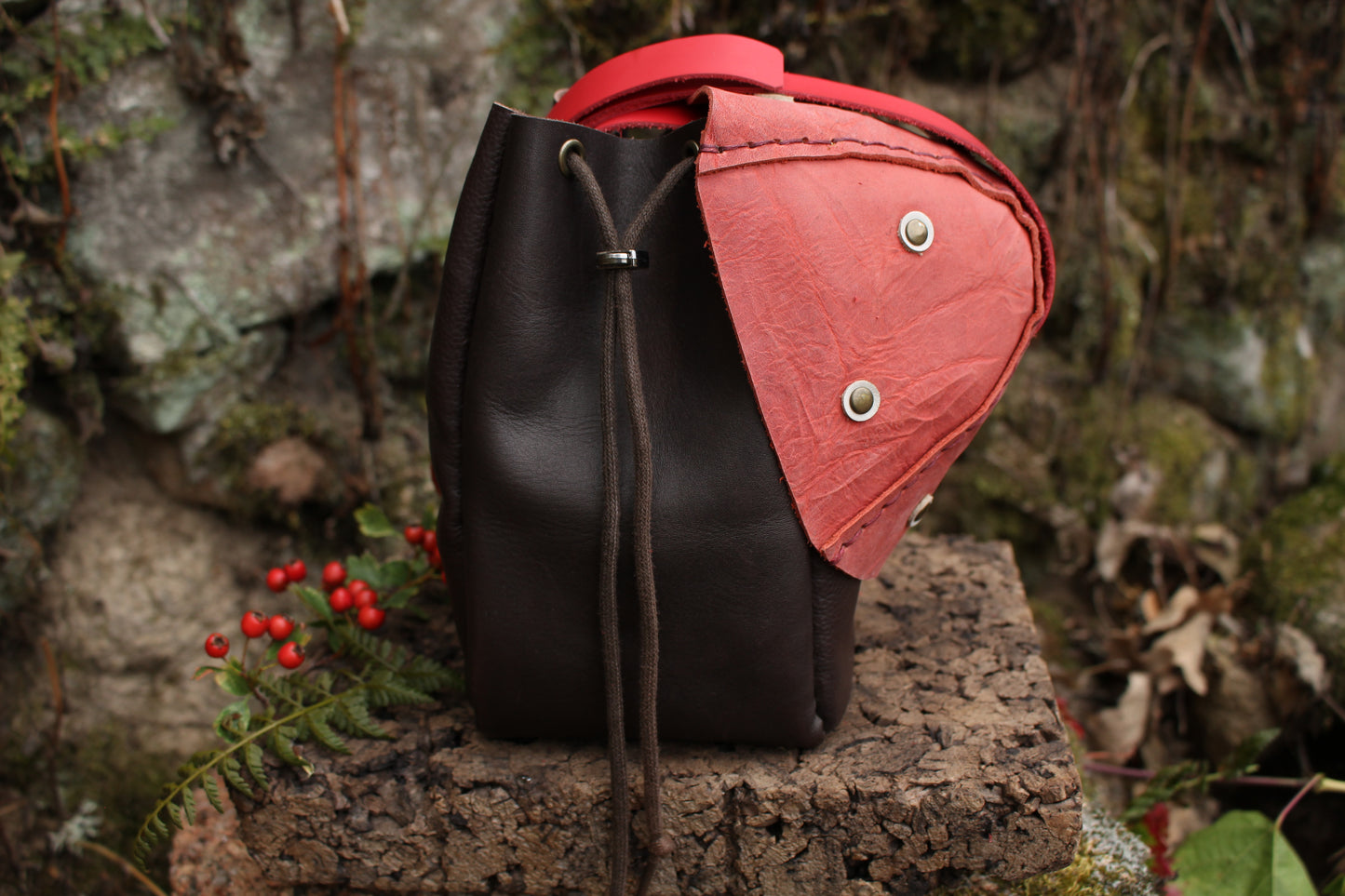 Mushroom Shoulder Purse - Mycelium Collection