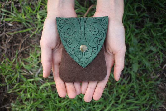 Leaf Pocket (Multiple Colours Available)